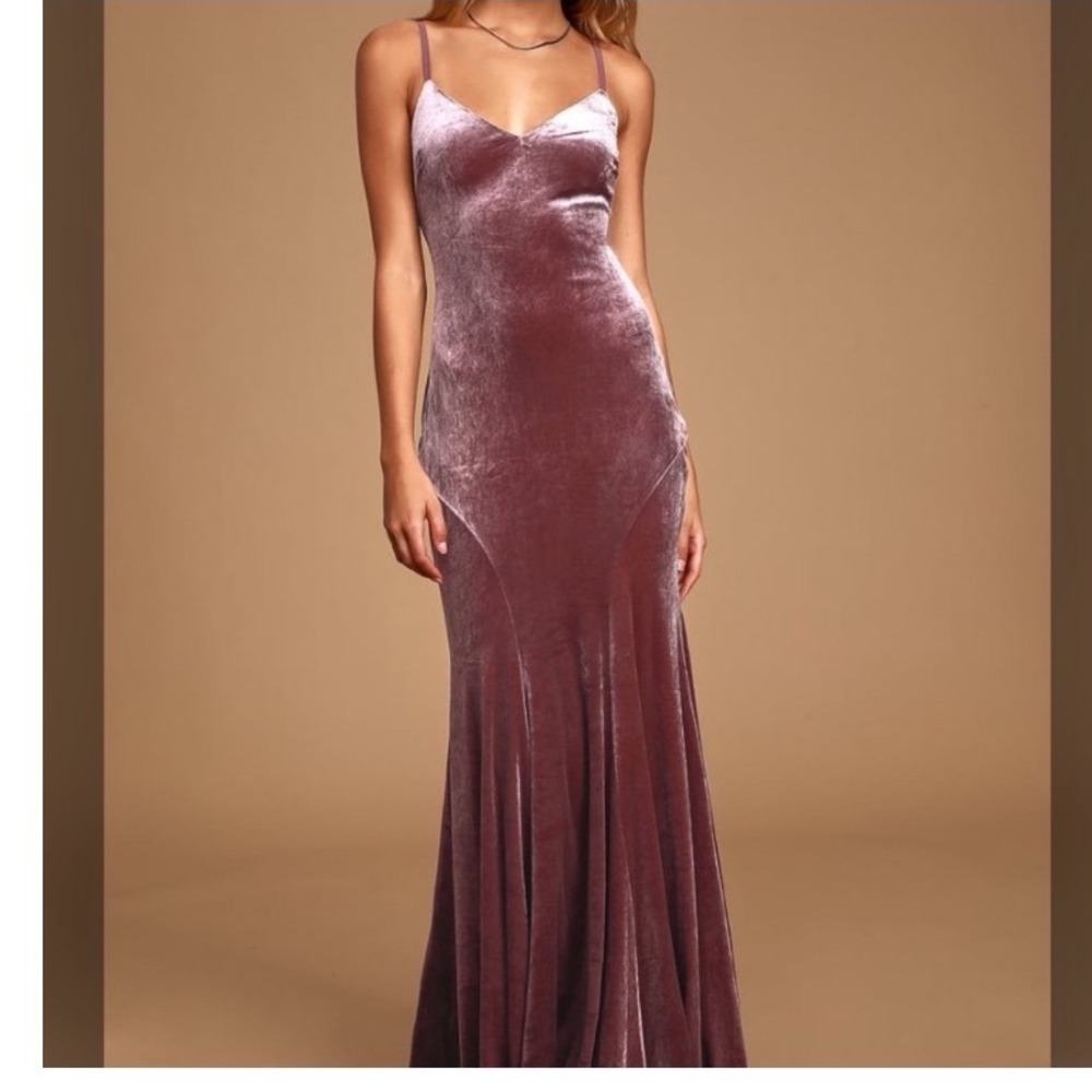 Lulus Mauve Purple Velvet Mermaid Maxi Dress Cutout Back Formal Gown size M - Picture 3 of 5